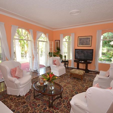 Summerhill Four Bedroom Villa Монтего Бей Екстериор снимка