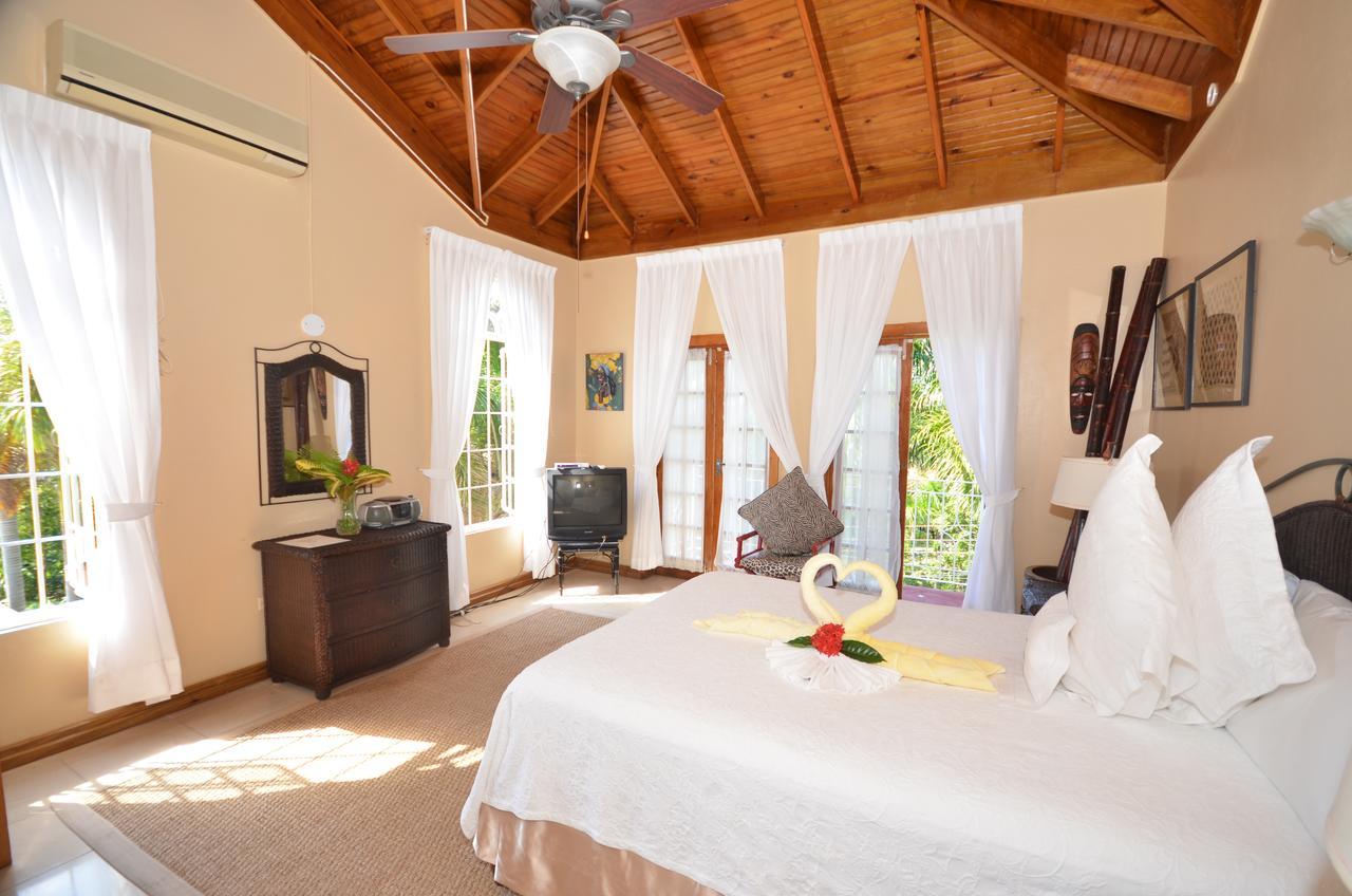 Summerhill Four Bedroom Villa Монтего Бей Екстериор снимка