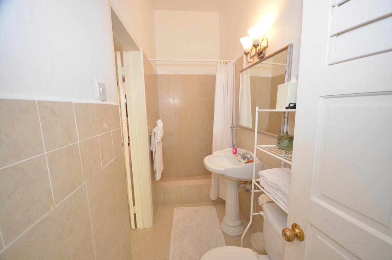 Summerhill Four Bedroom Villa Монтего Бей Екстериор снимка
